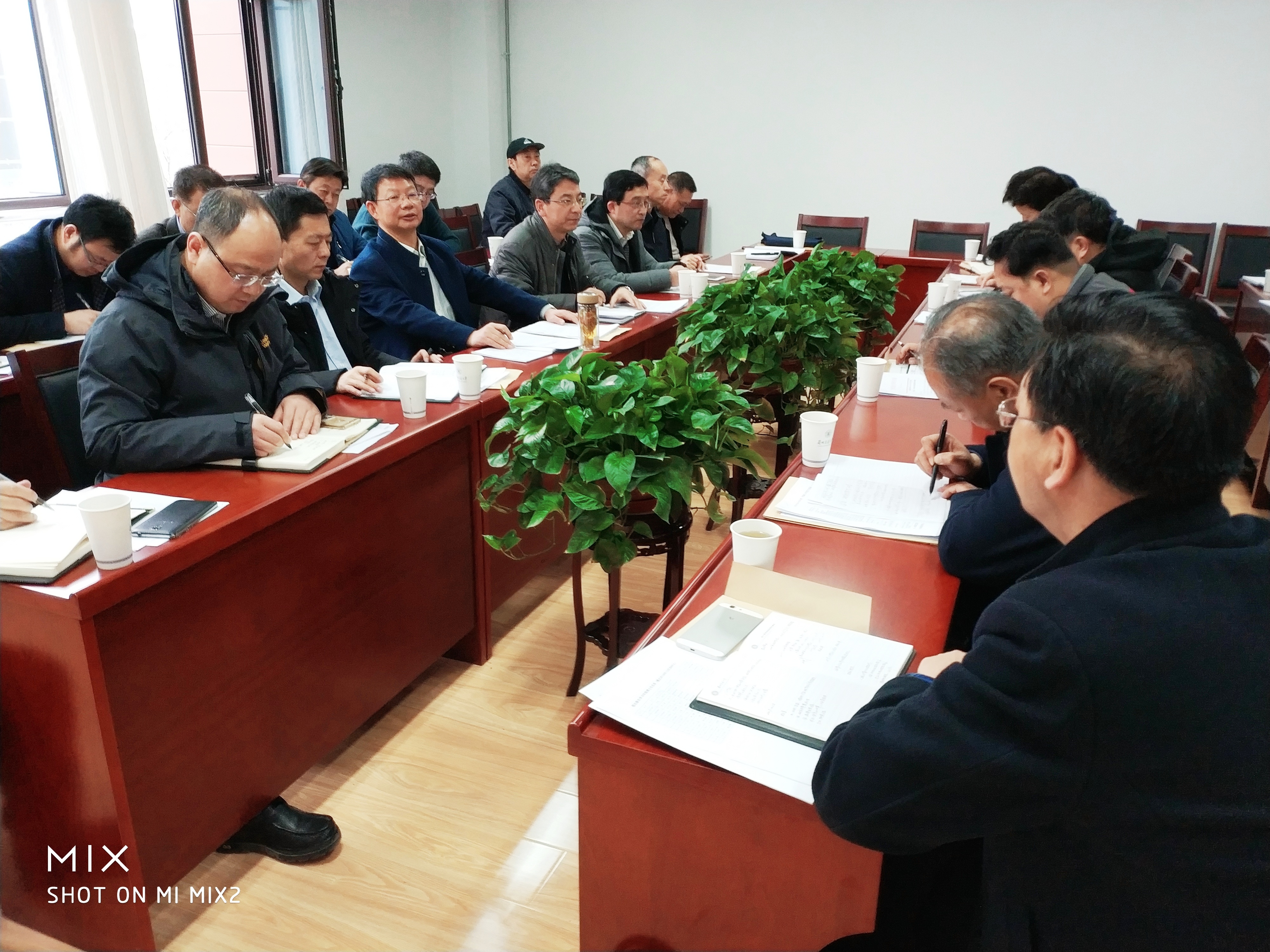 学校召开2019春季学期研究生教育工作会议