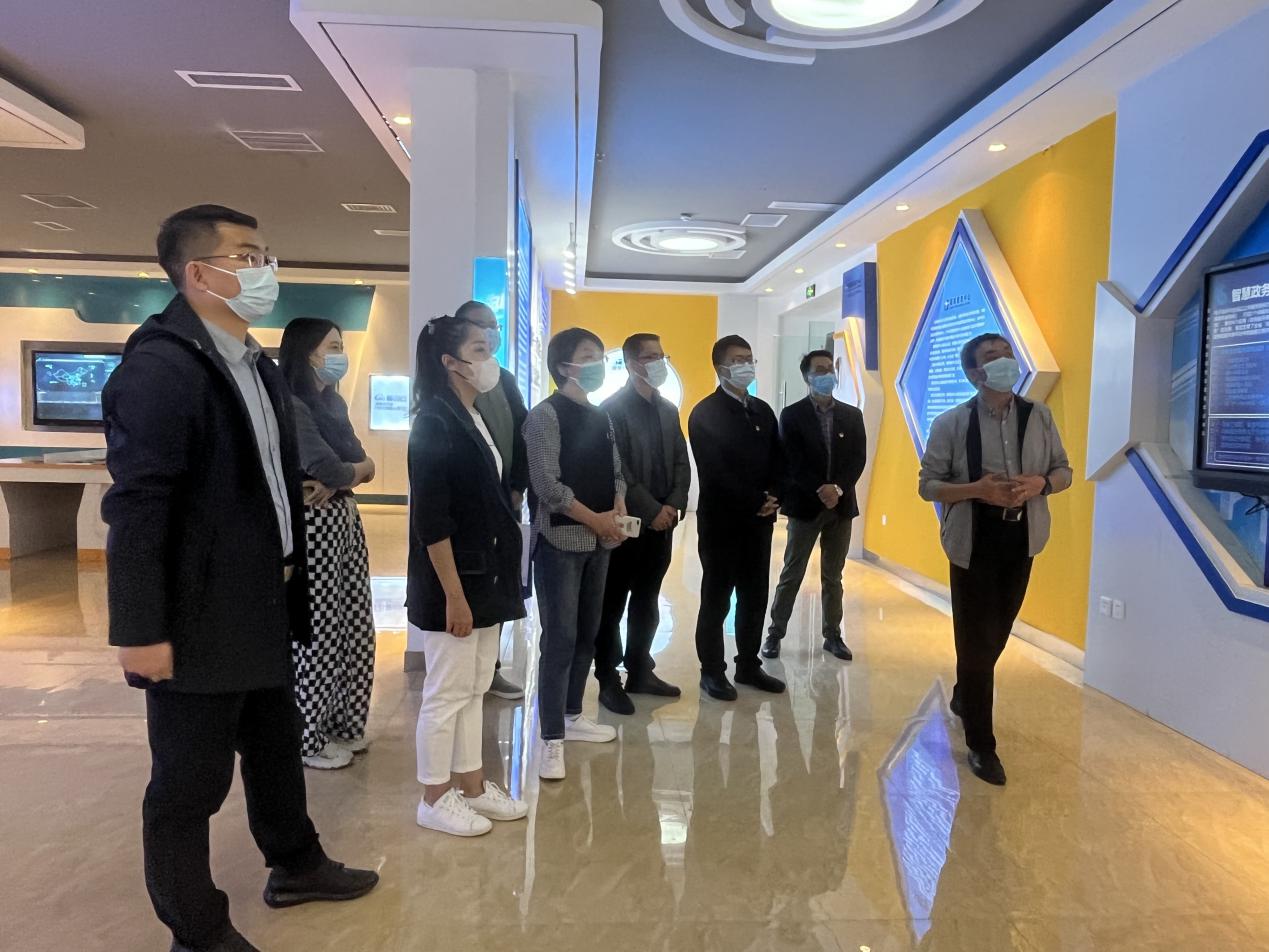 招生就业处赴兰州大学与国信安全甘肃中心调研交流