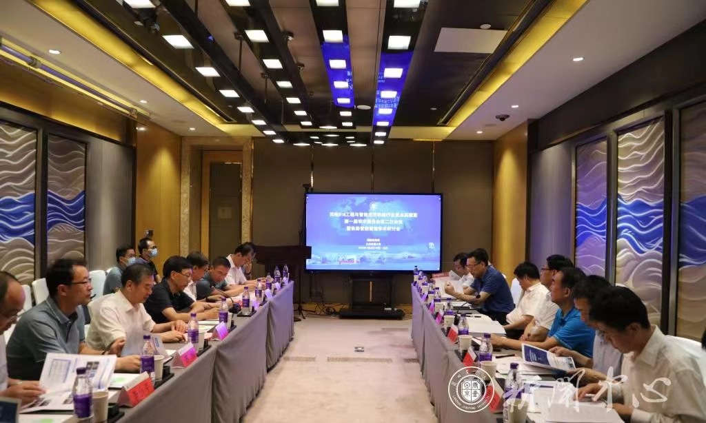 助力强科技 服务大交通——学校科研团队全程参与卢春房院士在兰调研