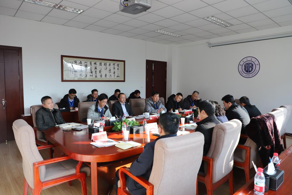 省退役军人事务厅康纯梅副厅长一行来校调研