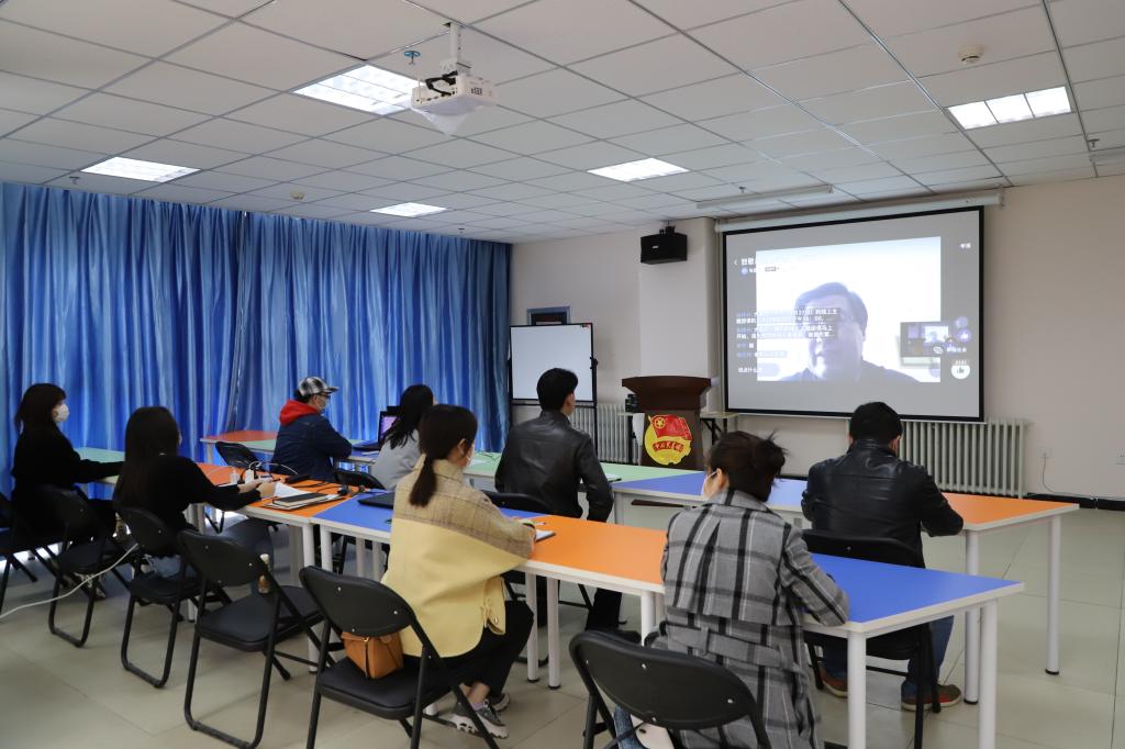 【新甘肃】兰州交大团员青年与甘肃援助湖北医疗队队长王琛“云端”面对面