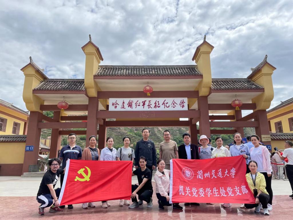 【喜迎二十大 奋进新征程】学生工作部——铸魂育人守初心 立德树人担使命