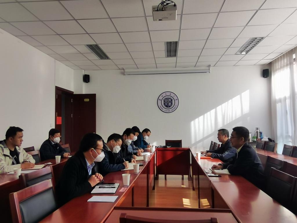 学校向党外人士通报中共二十大召开情况