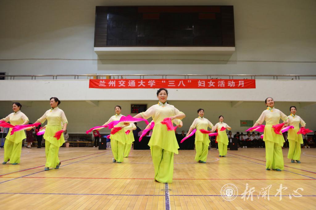 我校“三·八”妇女活动月系列活动精彩落幕