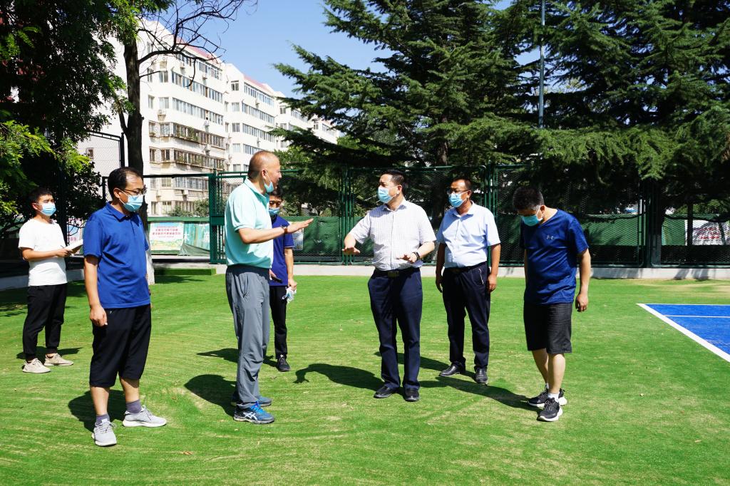 校领导检查指导暑期校园维修改造项目完成情况