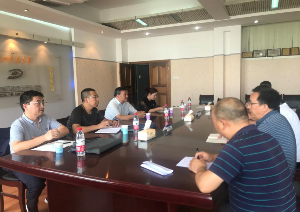 校领导检查指导新学期疫情防控和校园安全工作