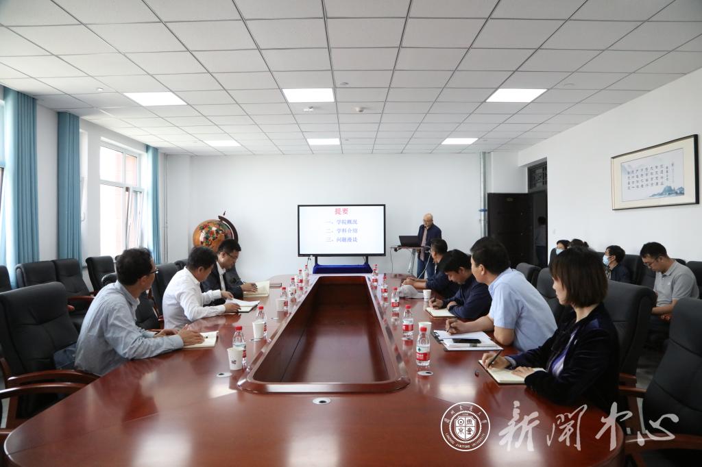 校党委书记狄生奎深入测绘与地理信息学院调研指导工作